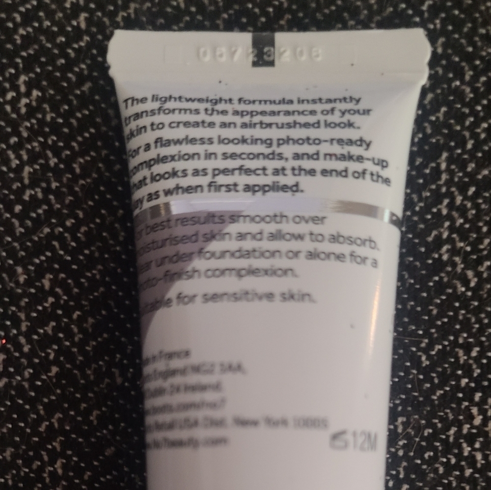 HP🔥🔥NO7 AIRBRUSH AWAY PRIMER - Picture 2 of 3